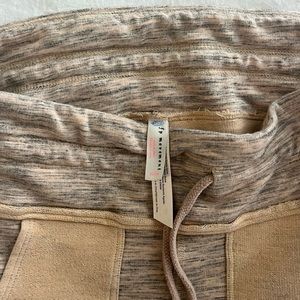 Free people movement joggers. Barely worn. Super comfy and great condition.